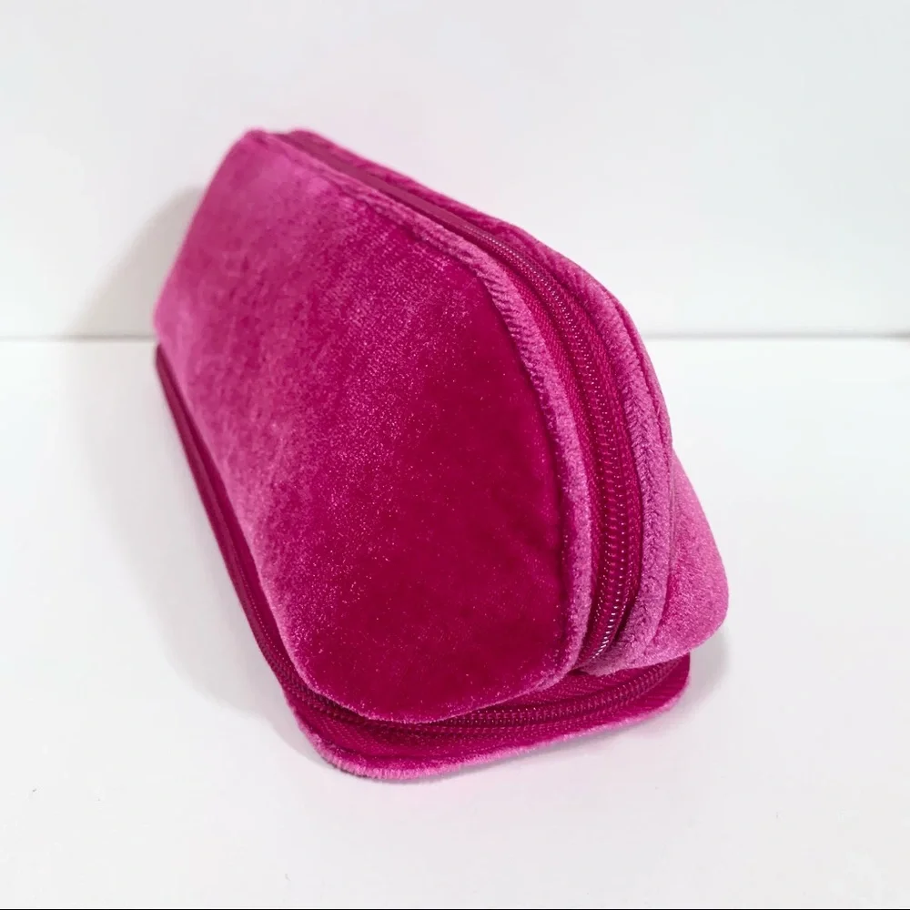 Y2k Clinique velvet makeup case